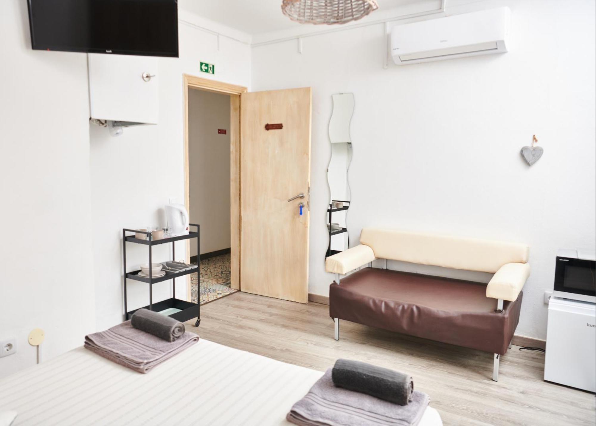 Taah Billa Guest House Тавира Экстерьер фото