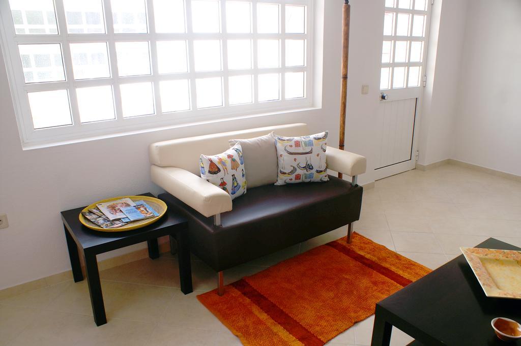 Taah Billa Guest House Тавира Экстерьер фото